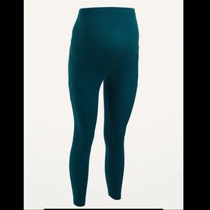 EUC Old Navy Maternity legging crops green Large